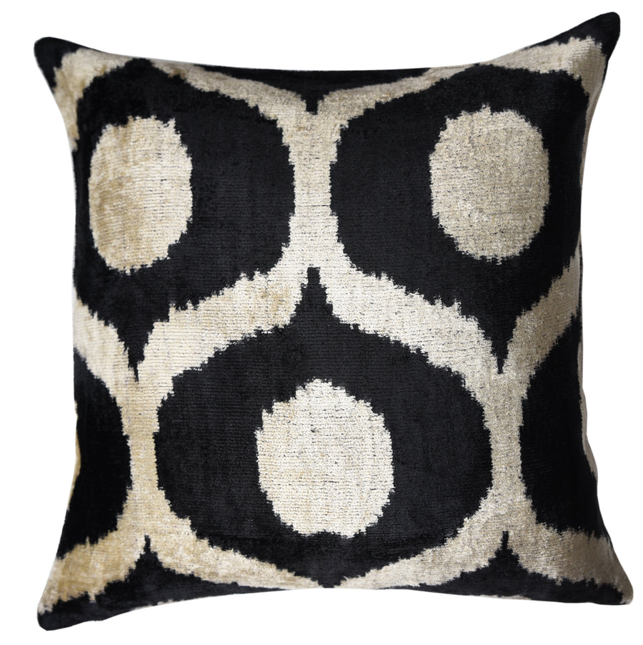 Maya Velvet II Cushion